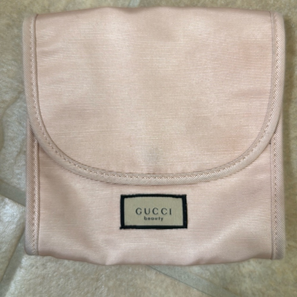 Gucci beauty makeup bag